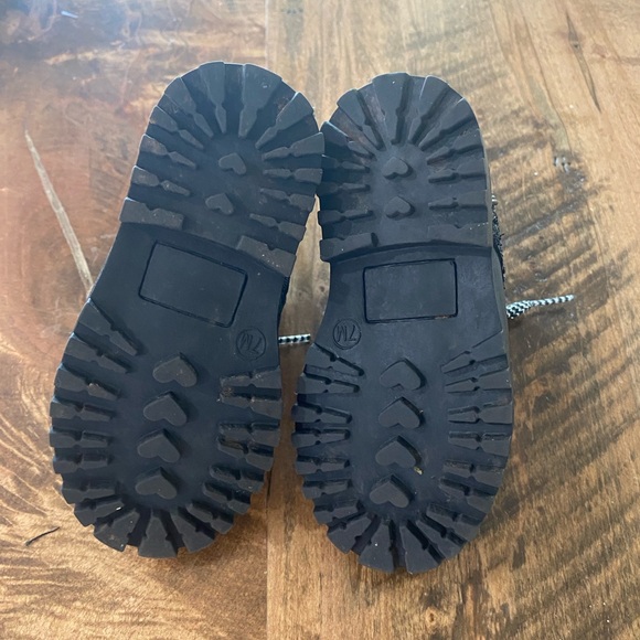 Adorable Sparkle Black Toddler Boots - Olive & Edie - Caitie - Size 7 - Picture 11 of 11